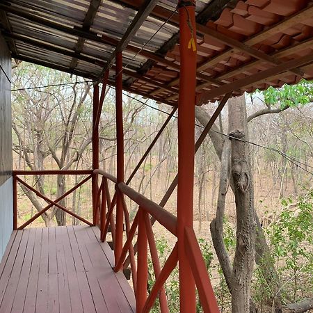 פלאיה אביאנאס Nieves Surf Hostel And Camping מראה חיצוני תמונה